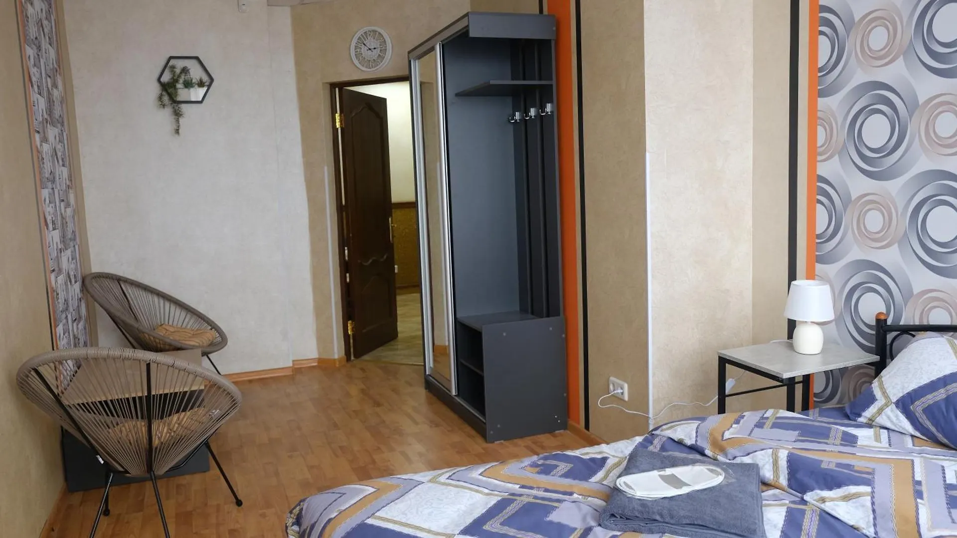 Uneed Rooms: Sky Kyiv Hostel