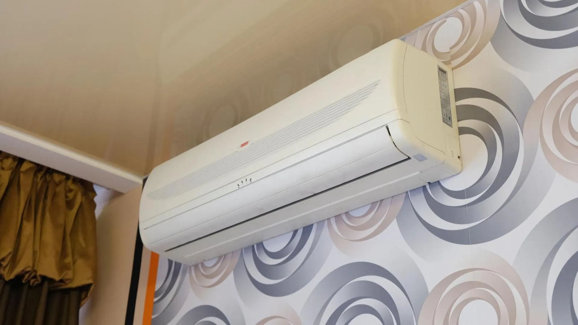 Uneed Rooms: Sky Kyiv Ukraine