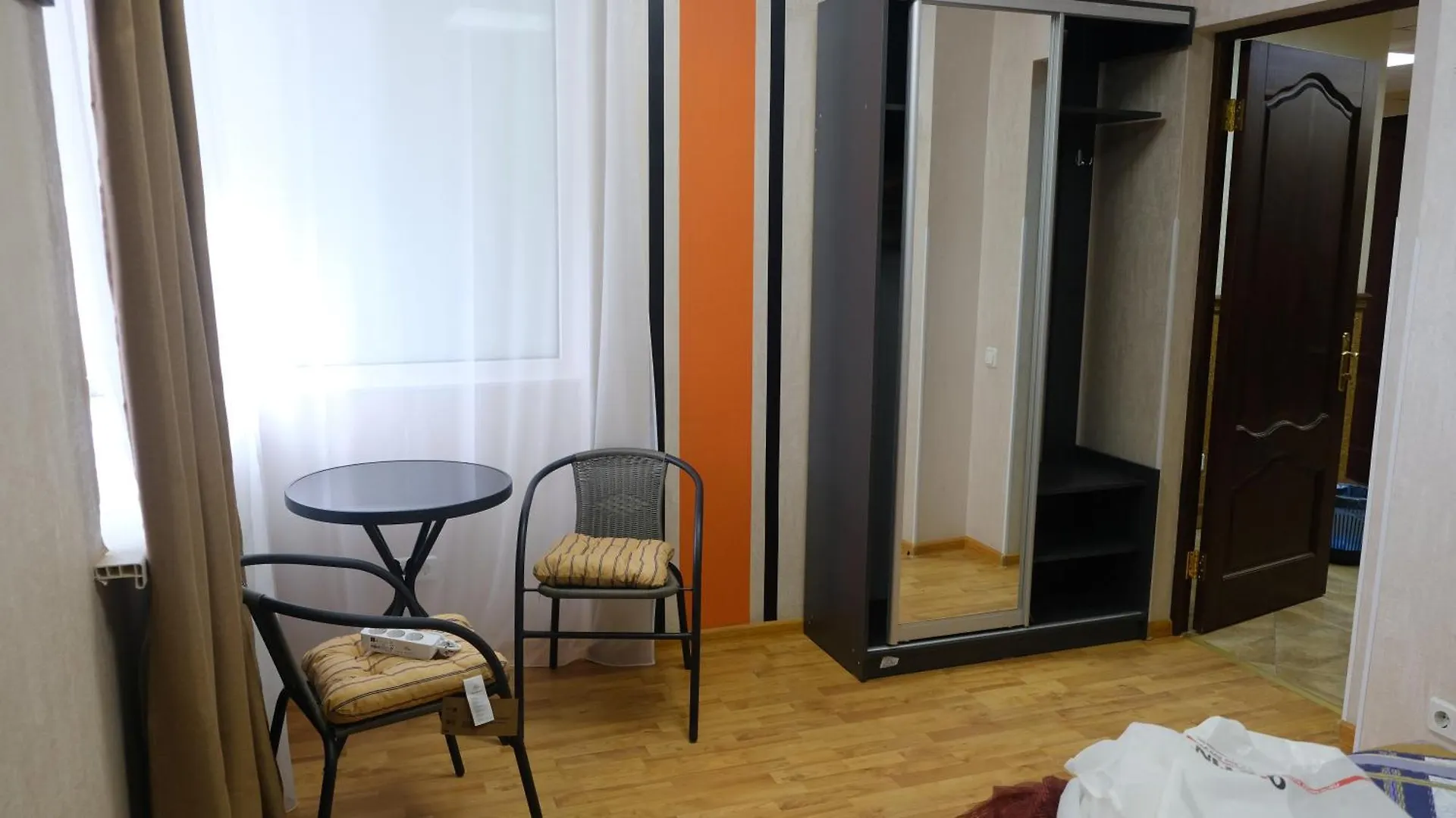 Uneed Rooms: Sky Kyiv